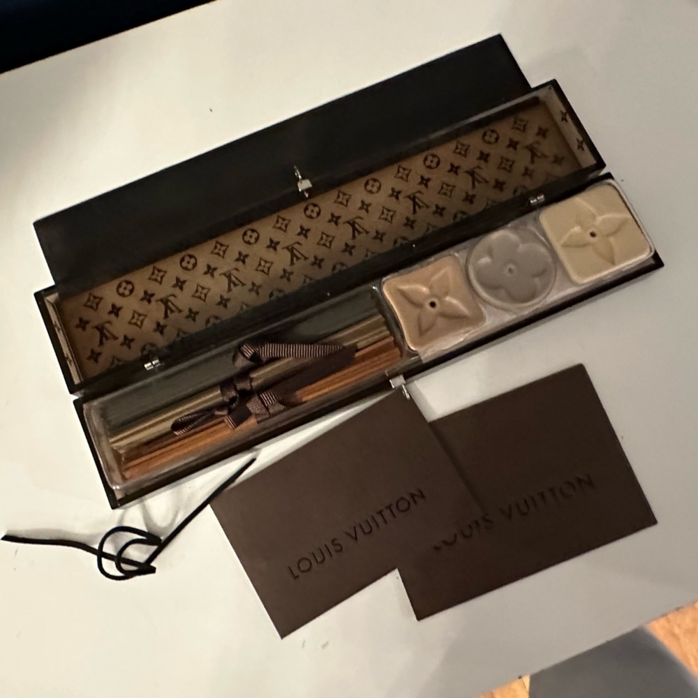 LOUIS VUITTON NEW IN BOX INCENSE SET - Picture 6 of 15